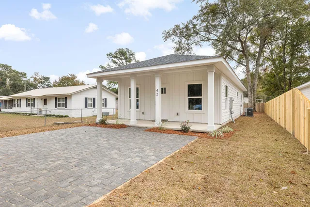$262,900 | 42 Eckie Drive, Freeport, FL 32439