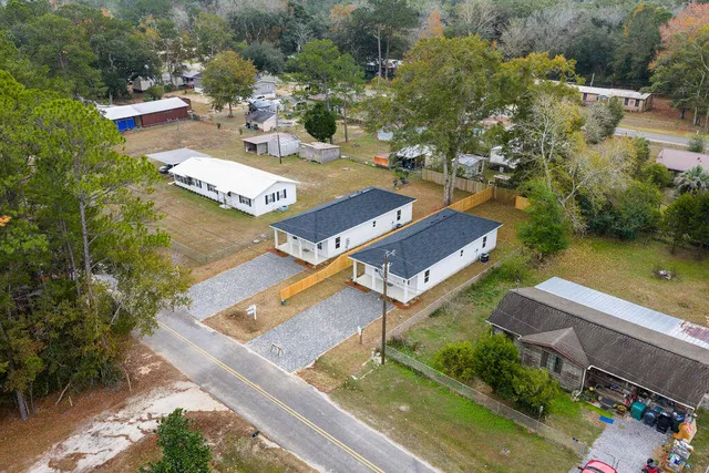 $262,900 | 42 Eckie Drive, Freeport, FL 32439