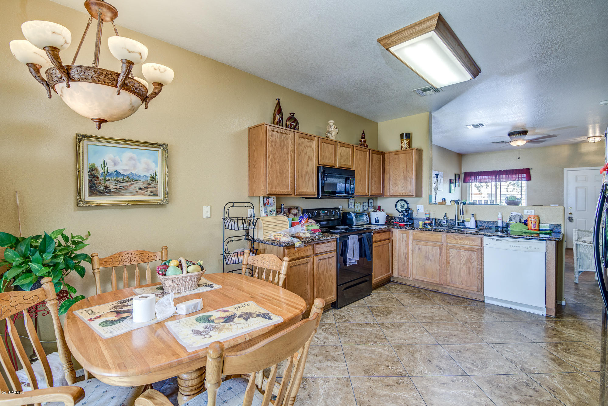 13105 West Calavar Road Surprise, AZ 85379 - Photo 4 of 19 DSC_0850_