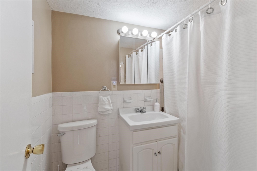 276 Albion Street, Unit 12 Wakefield, MA 01880 - Photo 26 of 38