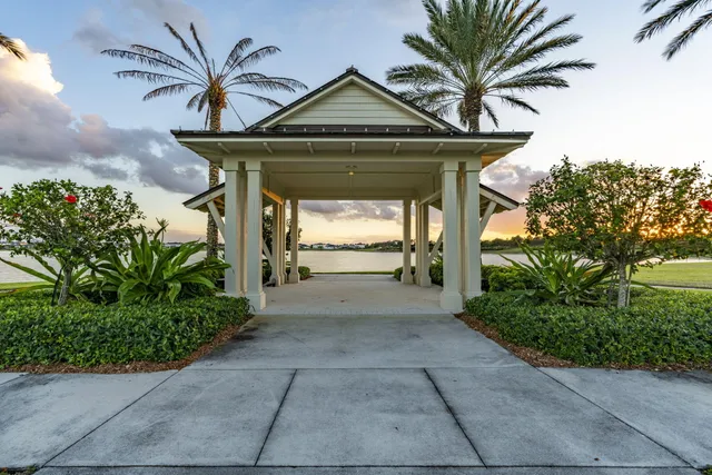 $675,000 | 1319 Arrowhead Point Road, Loxahatchee, FL 33470