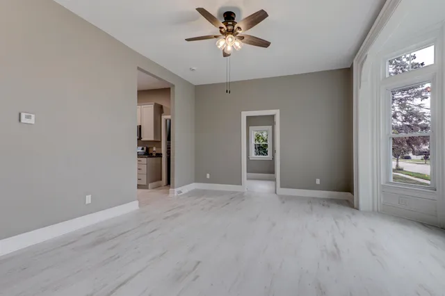 $299,900 | 553 West 16th Avenue, Oshkosh, WI 54902