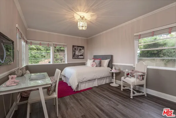 $8,500 | 13480 Contour Drive, Sherman Oaks, CA 91423