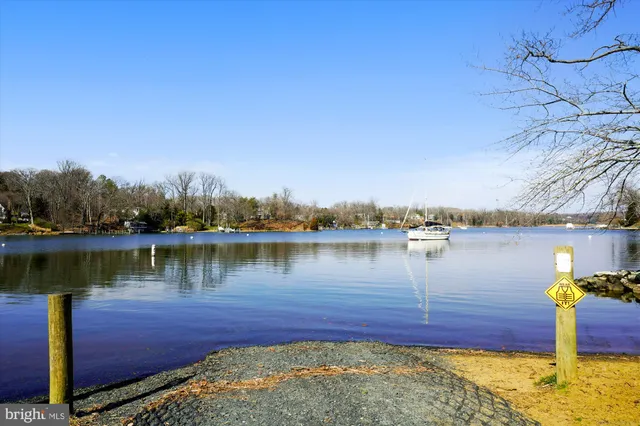 a view of a park with sitting area