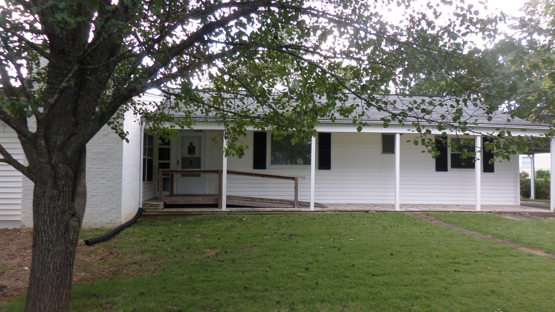 107 Townsend Road Oak Ridge, TN 37830 - Photo 29 of 32 Back View