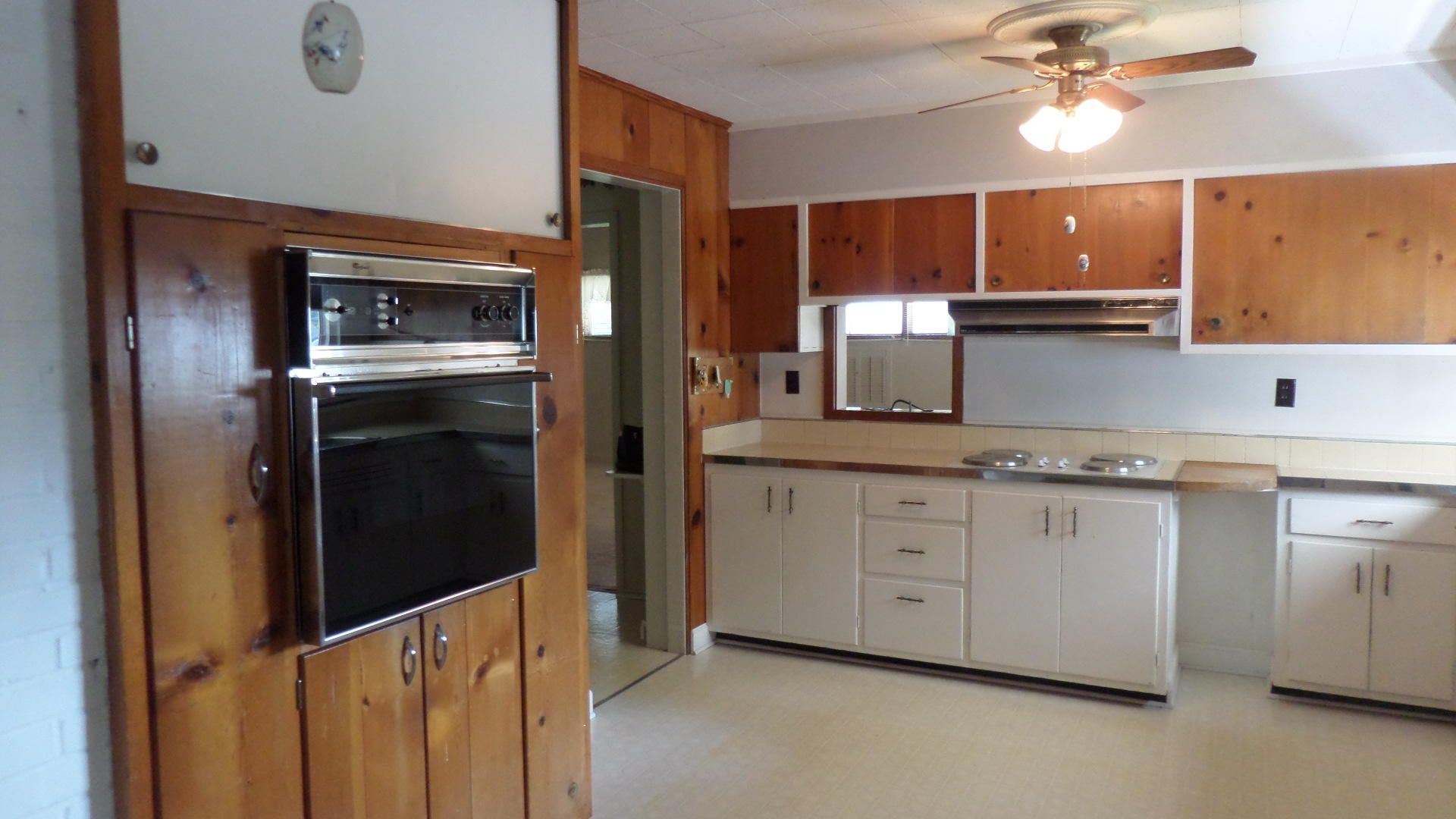 107 Townsend Road Oak Ridge, TN 37830 - Photo 6 of 32 Kitchen