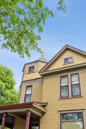 $399,000 | 1121 4th Avenue South, Fargo, ND 58103