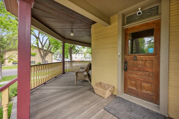 $399,000 | 1121 4th Avenue South, Fargo, ND 58103
