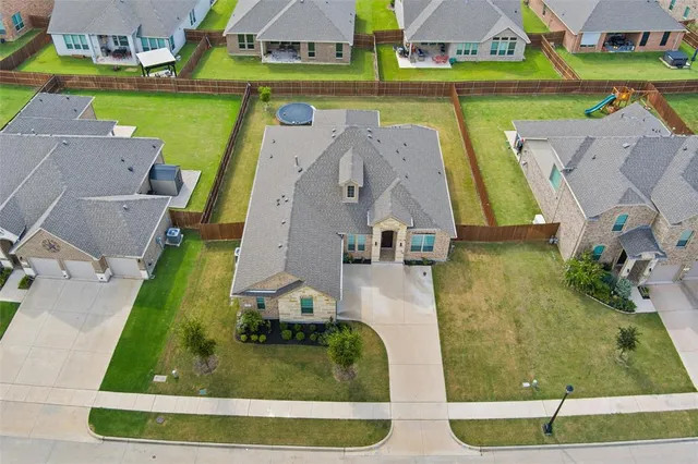 $3,500 | 3451 Hidden Holw Drive, Grand Prairie, TX 76065