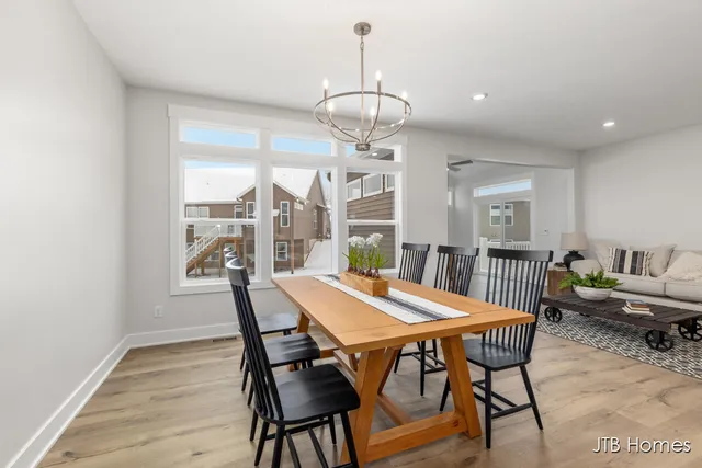 $539,900 | 6602 Timber Crst Drive Northeast, Unit 53, Rockford, MI 49341