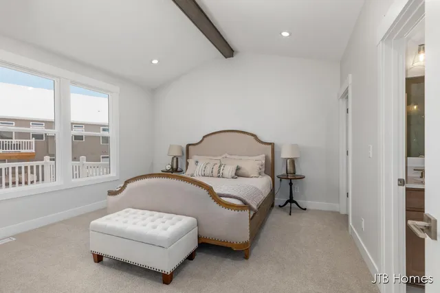 $539,900 | 6602 Timber Crst Drive Northeast, Unit 53, Rockford, MI 49341