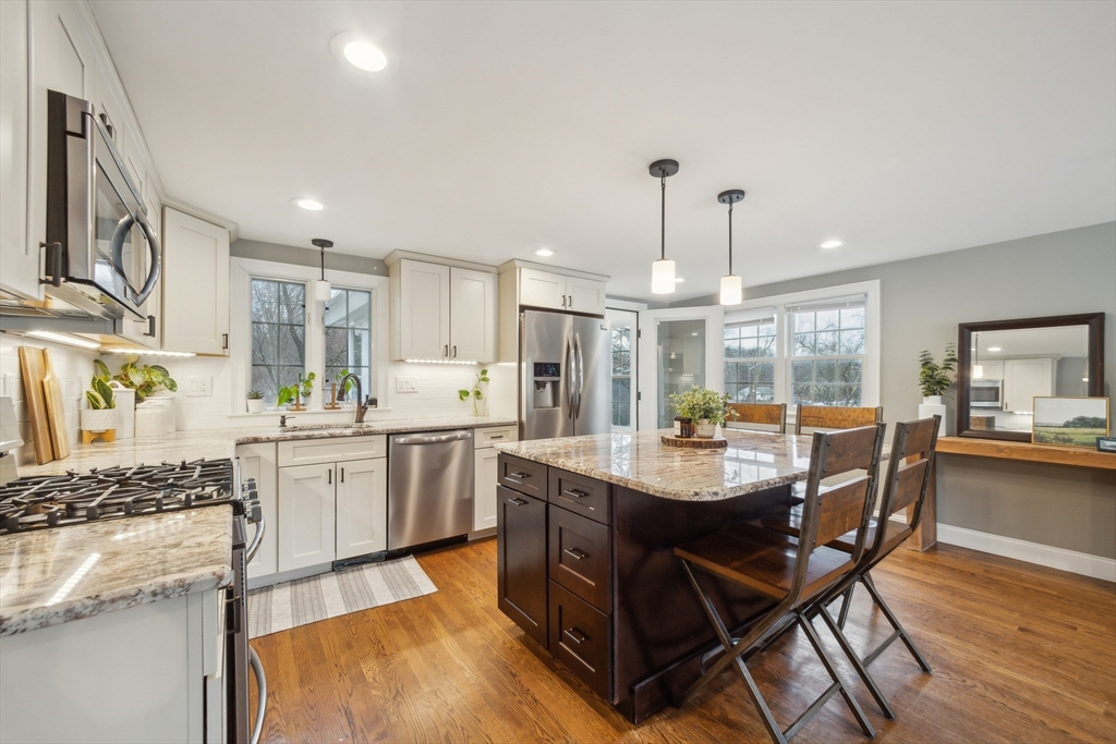 2 Jon Mar Road North Billerica, MA 01862 - Photo 3 of 30 Gallery Image 3
