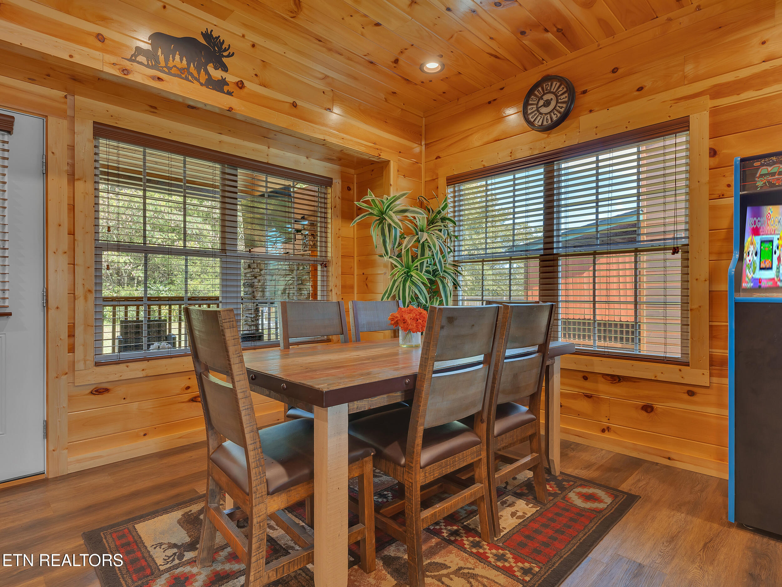 216 Caton Road Sevierville, TN 37862 - Photo 9 of 40 8_11