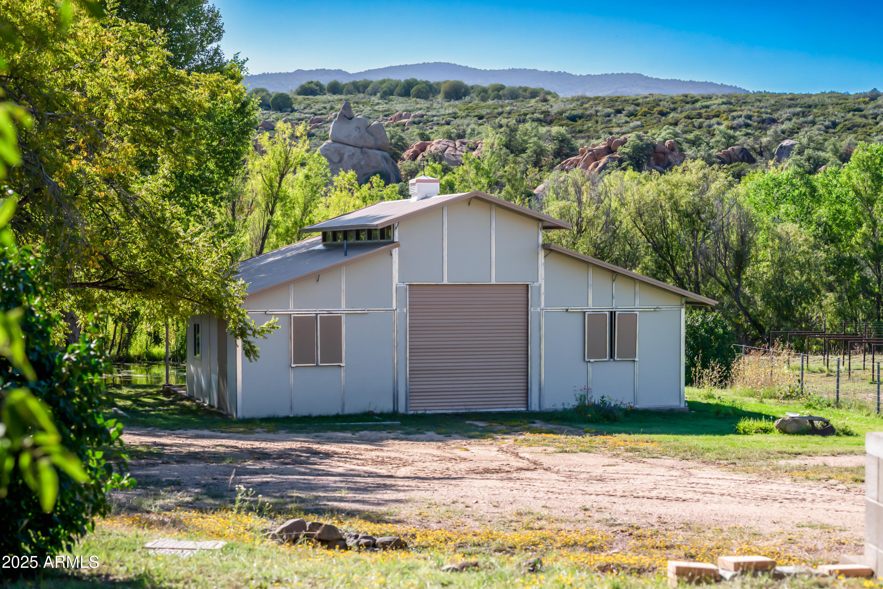 1360 Grisby Road Skull Valley, AZ 86338 - Photo 30 of 77 DSC_1135