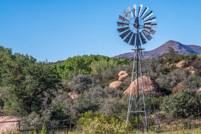 $1,757,000 | 1360 Grisby Road, Skull Valley, AZ 86338