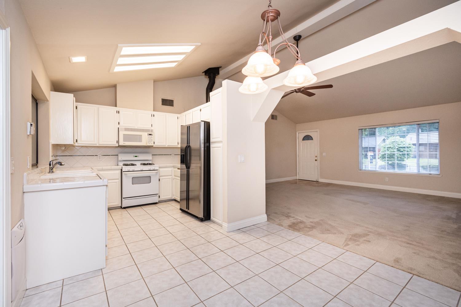 5705 Tudor Way Loomis, CA 95650 - Photo 17 of 59