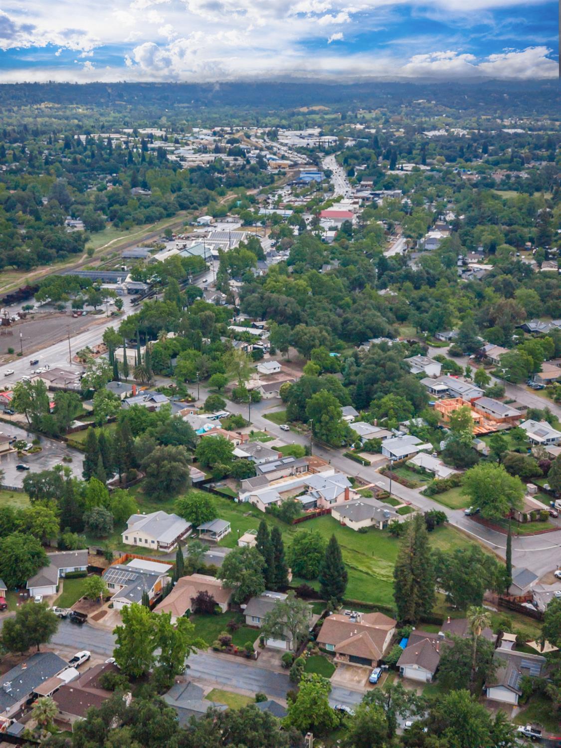 5705 Tudor Way Loomis, CA 95650 - Photo 56 of 59 an aerial view of residential houses with outdoor space and trees