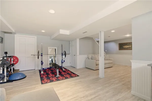 $5,000 | 105 Lilac Lane, Portsmouth, RI 02871