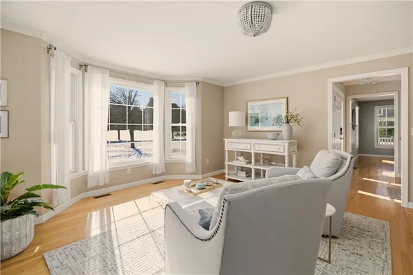 $5,000 | 105 Lilac Lane, Portsmouth, RI 02871