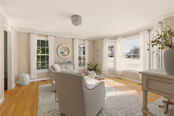 $5,000 | 105 Lilac Lane, Portsmouth, RI 02871