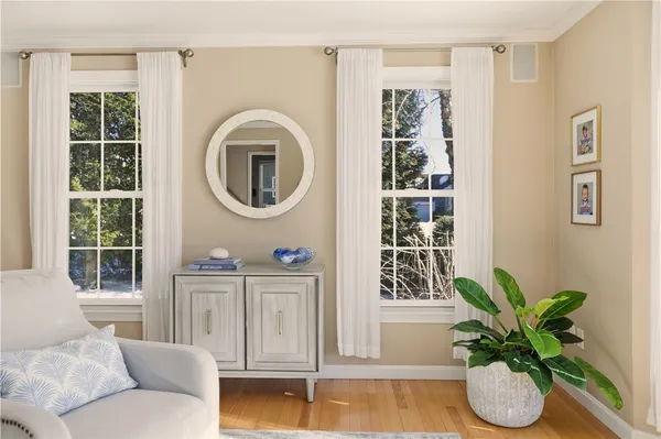 $5,000 | 105 Lilac Lane, Portsmouth, RI 02871