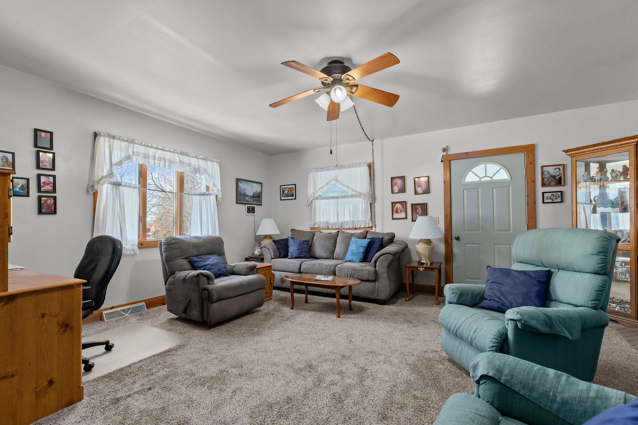 563 Clark Street Manawa, WI 54949 - Photo 11 of 29