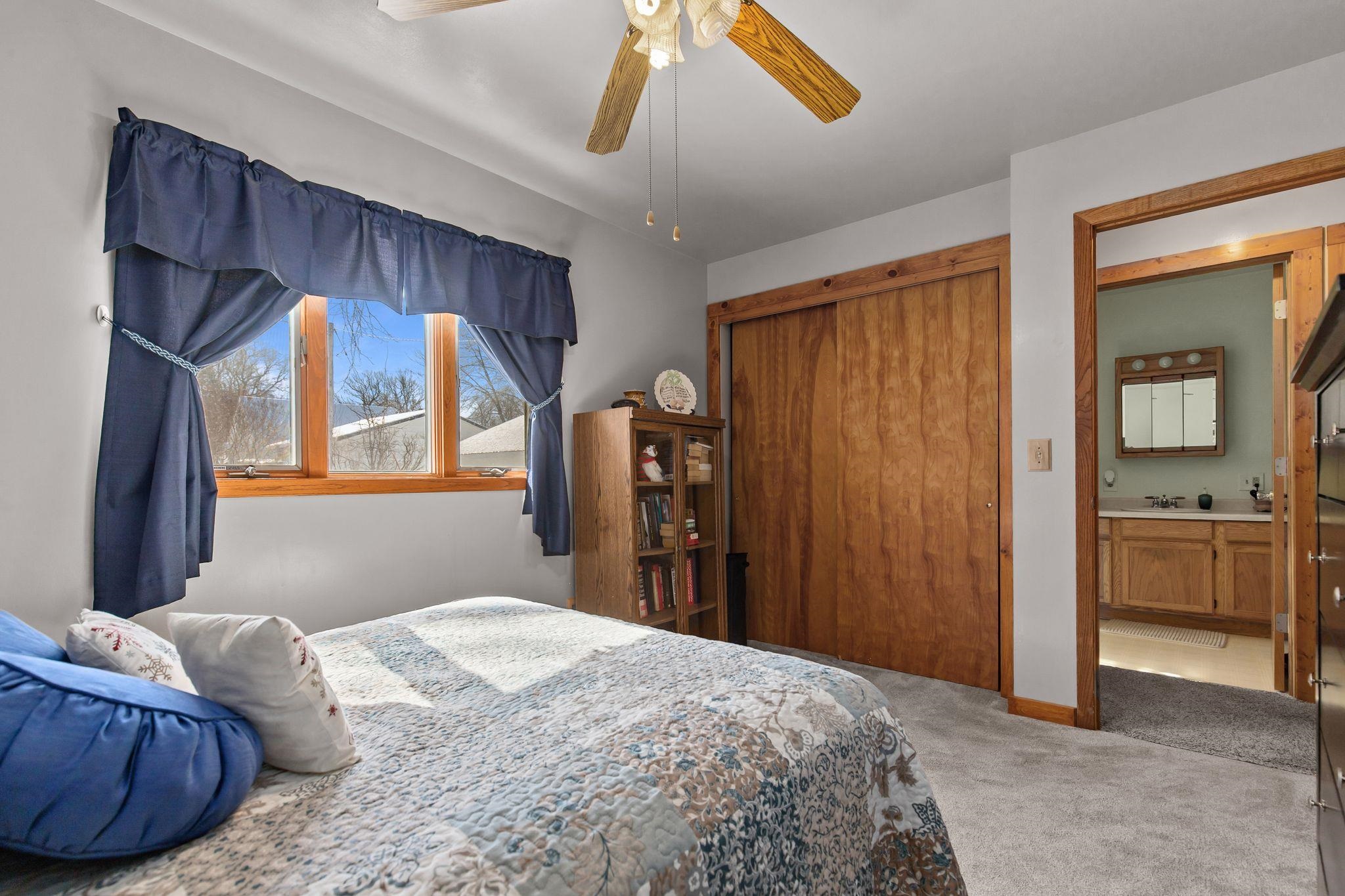 563 Clark Street Manawa, WI 54949 - Photo 14 of 29