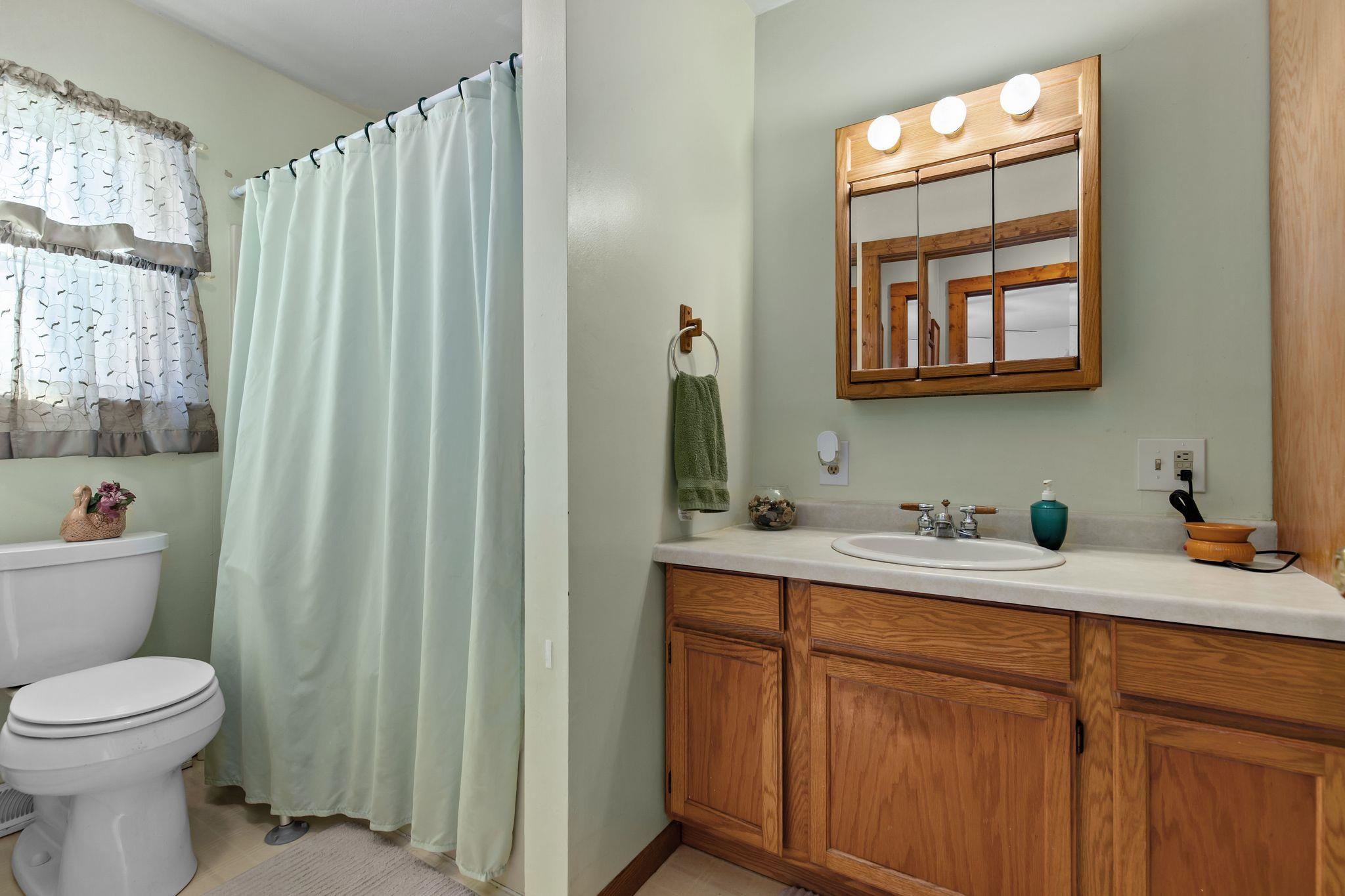 563 Clark Street Manawa, WI 54949 - Photo 15 of 29