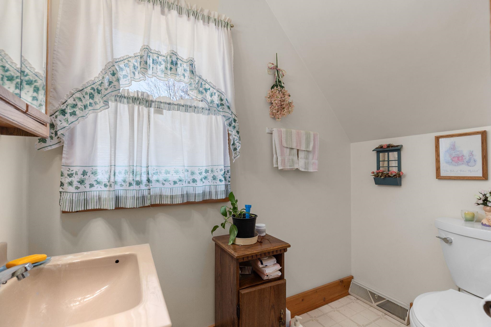 563 Clark Street Manawa, WI 54949 - Photo 17 of 29