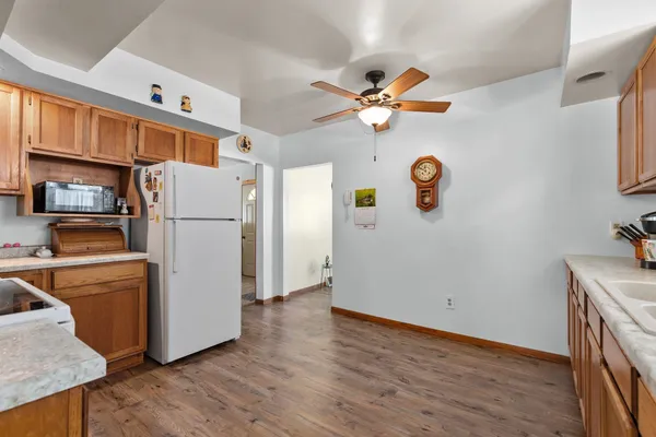 $184,900 | 563 Clark Street, Manawa, WI 54949