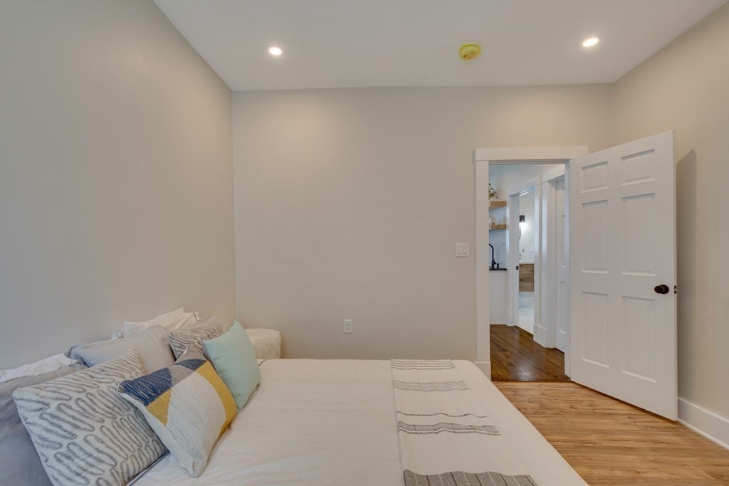 68 Flint Street Somerville, MA 02145 - Photo 15 of 39