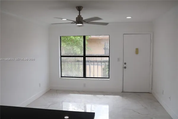 $2,350 | 2550 West 67th Place, Unit 2232, Hialeah, FL 33016
