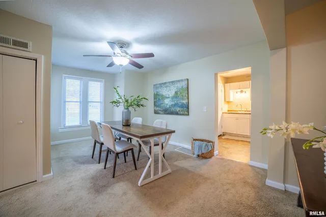 $145,000 | 325 East Columbus Street, Columbus, IL 62320