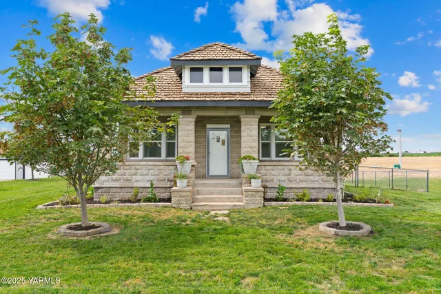 $525,000 | 650 White Road, Zillah, WA 98953