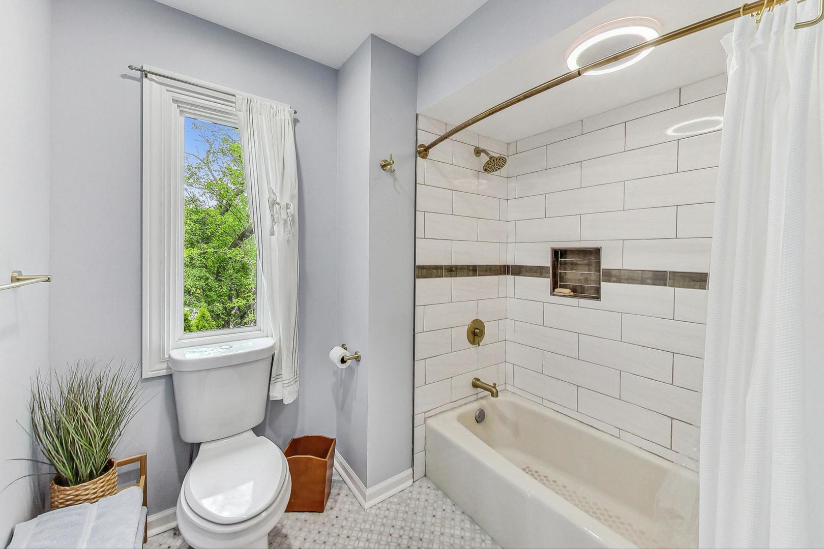 2 Norris Drive Burr Ridge, IL 60527 - Photo 28 of 54 Gallery Image 28