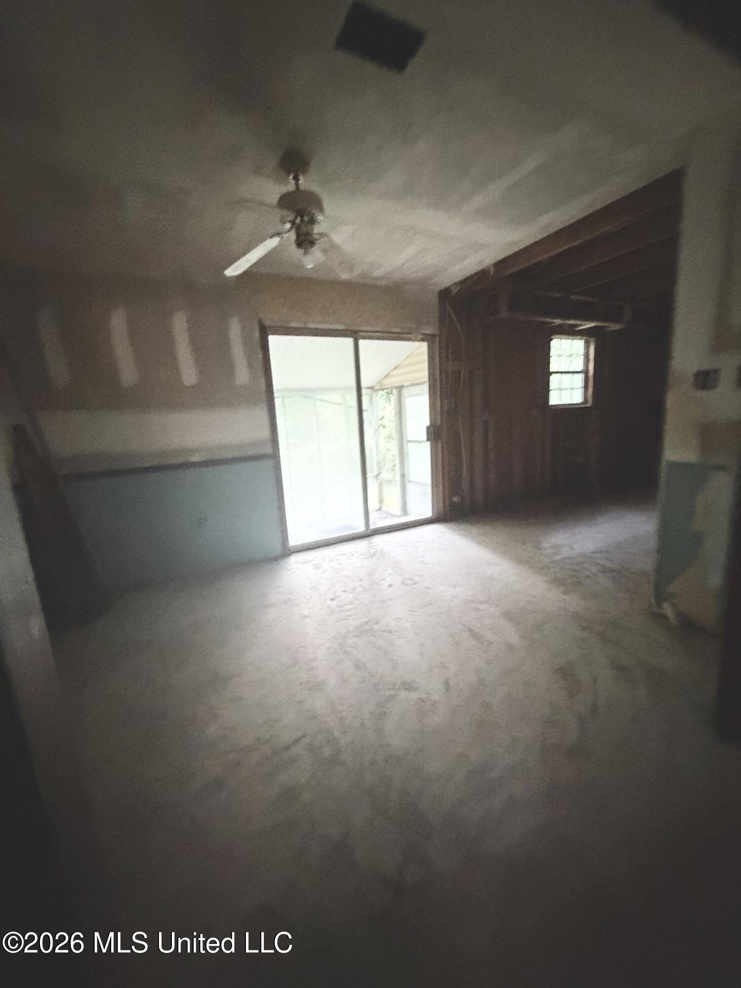 6051 Daugherty Road Long Beach, MS 39560 - Photo 4 of 13 IMG_3909