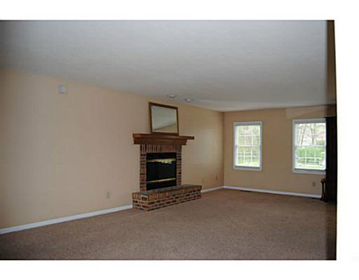 12318 Rodeo Court Granger, IN 46530 - Photo 4 of 6 Gallery Image 4