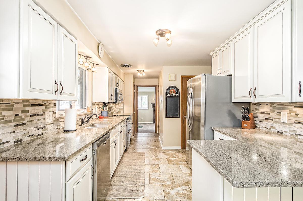 2310 Middlesex Road Upper Arlington, OH 43220 - Photo 9 of 36 Gallery Image 9