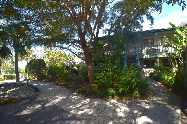 $2,100 | 1601 Bayhouse Point Drive, Unit BA201, Sarasota, FL 34231