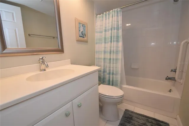 $2,100 | 1601 Bayhouse Point Drive, Unit BA201, Sarasota, FL 34231