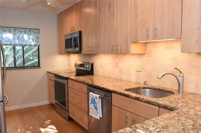 $2,100 | 1601 Bayhouse Point Drive, Unit BA201, Sarasota, FL 34231