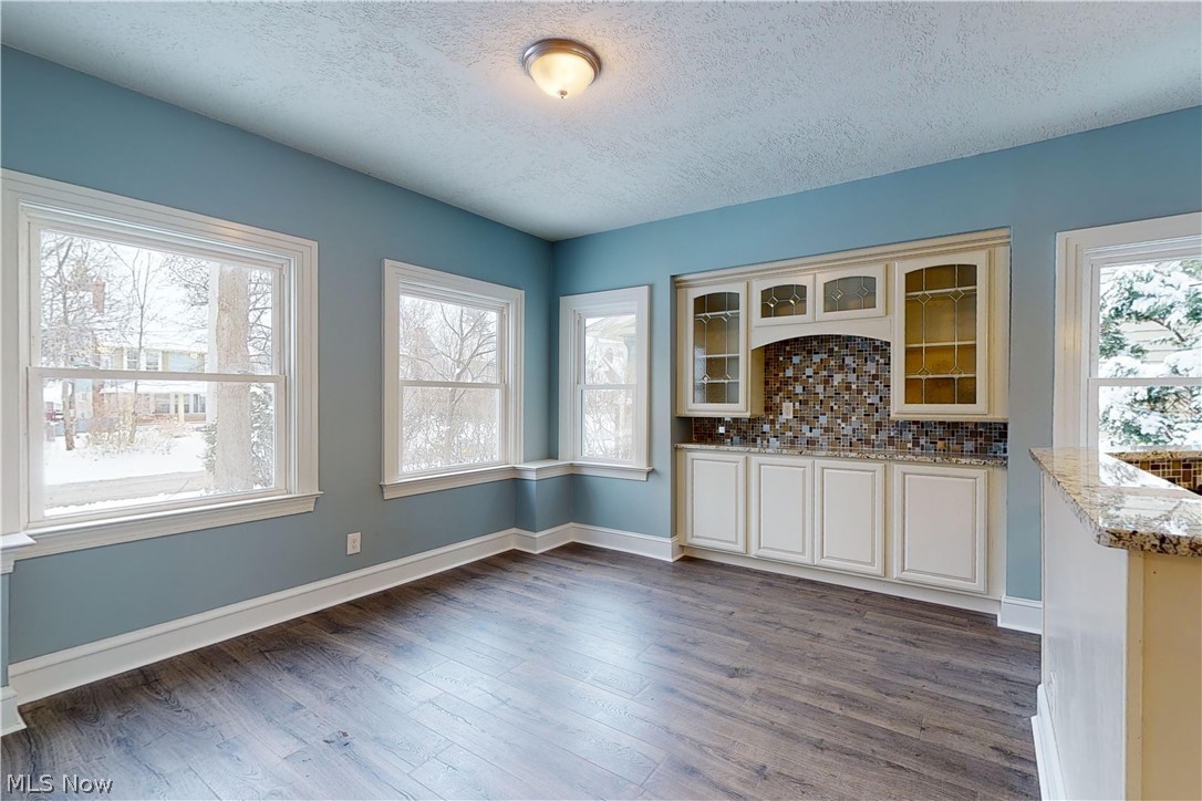 2972 East Overlook Road Cleveland, OH 44118 - Photo 5 of 22 Gallery Image 5