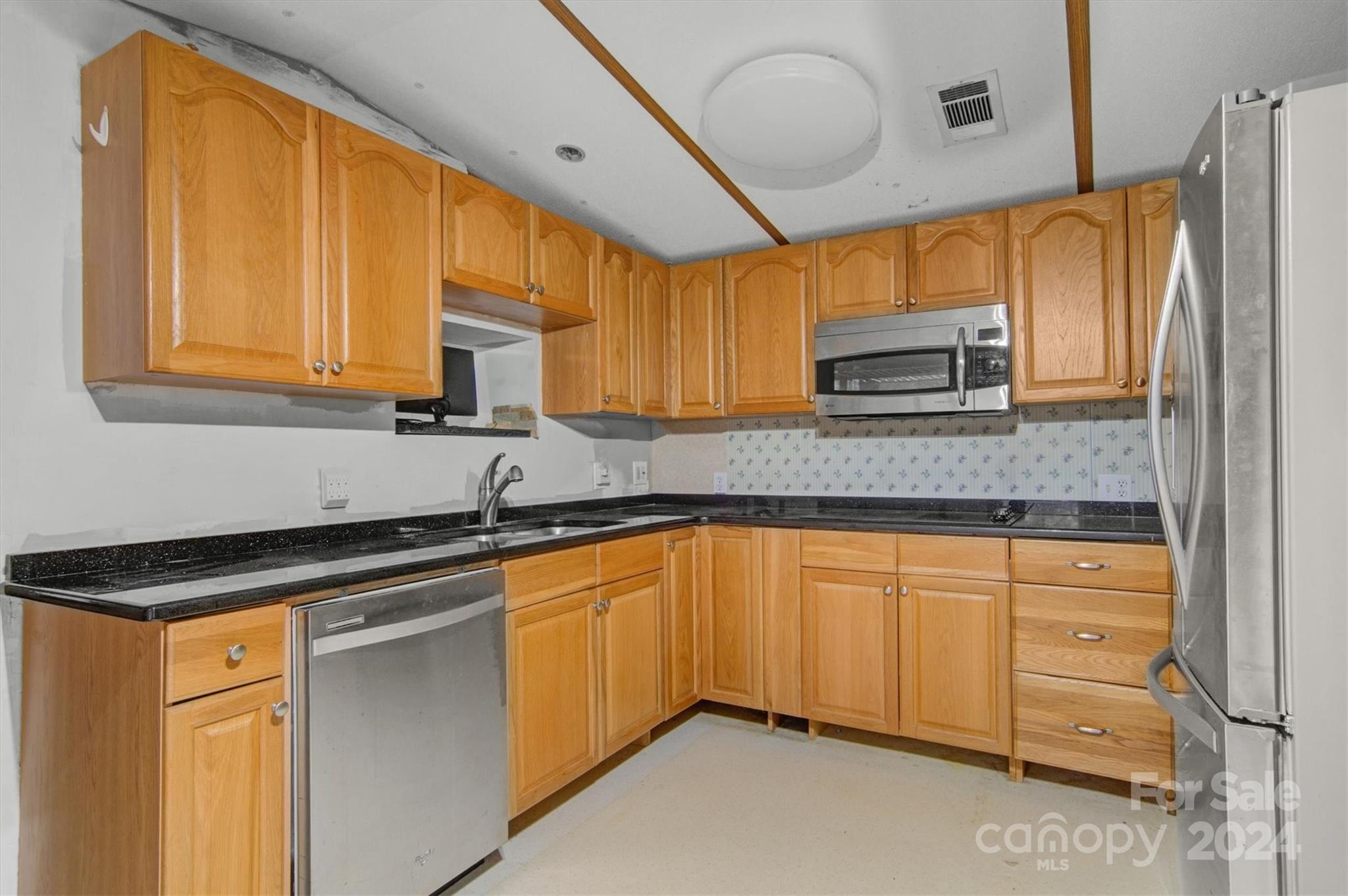 971 Airport Rhodhiss Road Hickory, NC 28601 - Photo 11 of 41 Gallery Image 11