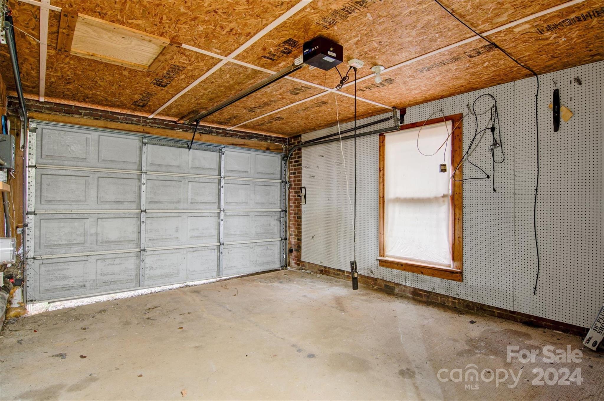 971 Airport Rhodhiss Road Hickory, NC 28601 - Photo 29 of 41 Gallery Image 29