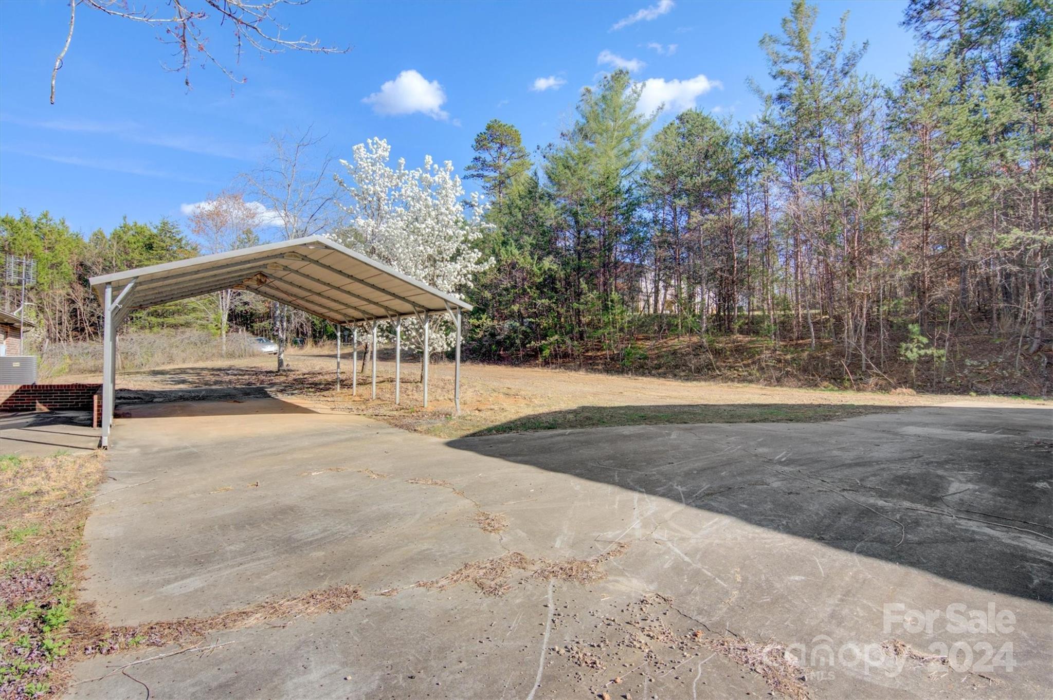 971 Airport Rhodhiss Road Hickory, NC 28601 - Photo 35 of 41 Gallery Image 35
