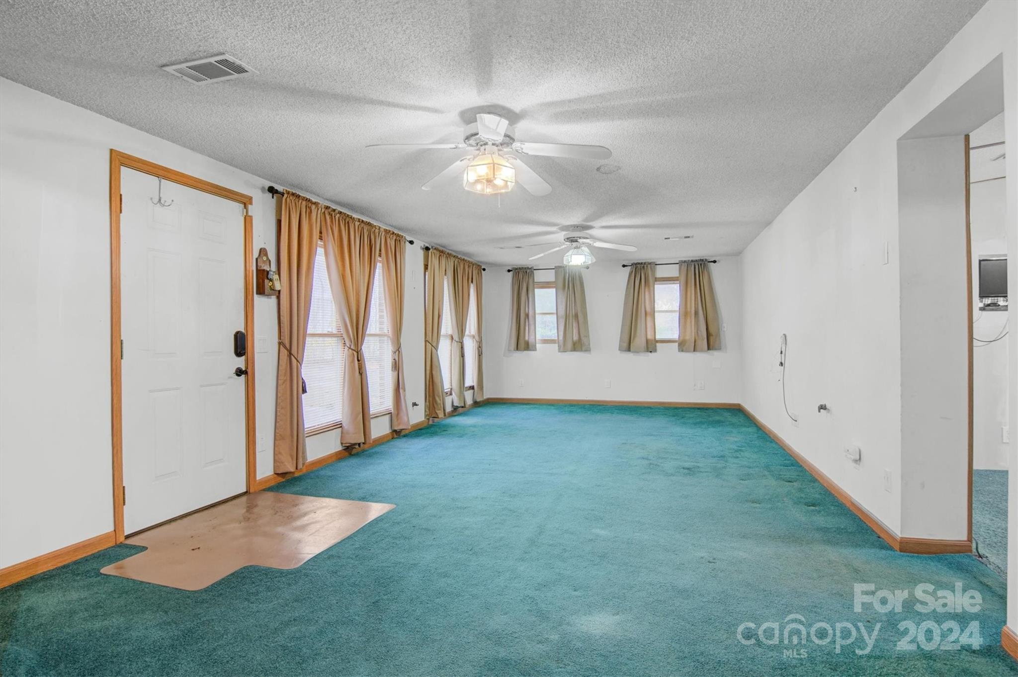 971 Airport Rhodhiss Road Hickory, NC 28601 - Photo 4 of 41 Gallery Image 4
