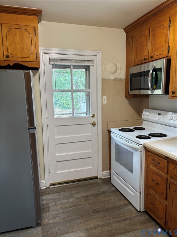 5813 Fitzhugh Avenue Richmond, VA 23226 - Photo 5 of 20 a kitchen with a stove microwave and sink