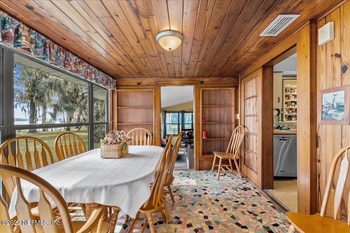 537 West River Road, Unit 2 Palatka, FL 32177 - Photo 10 of 28 13-Z72_6737