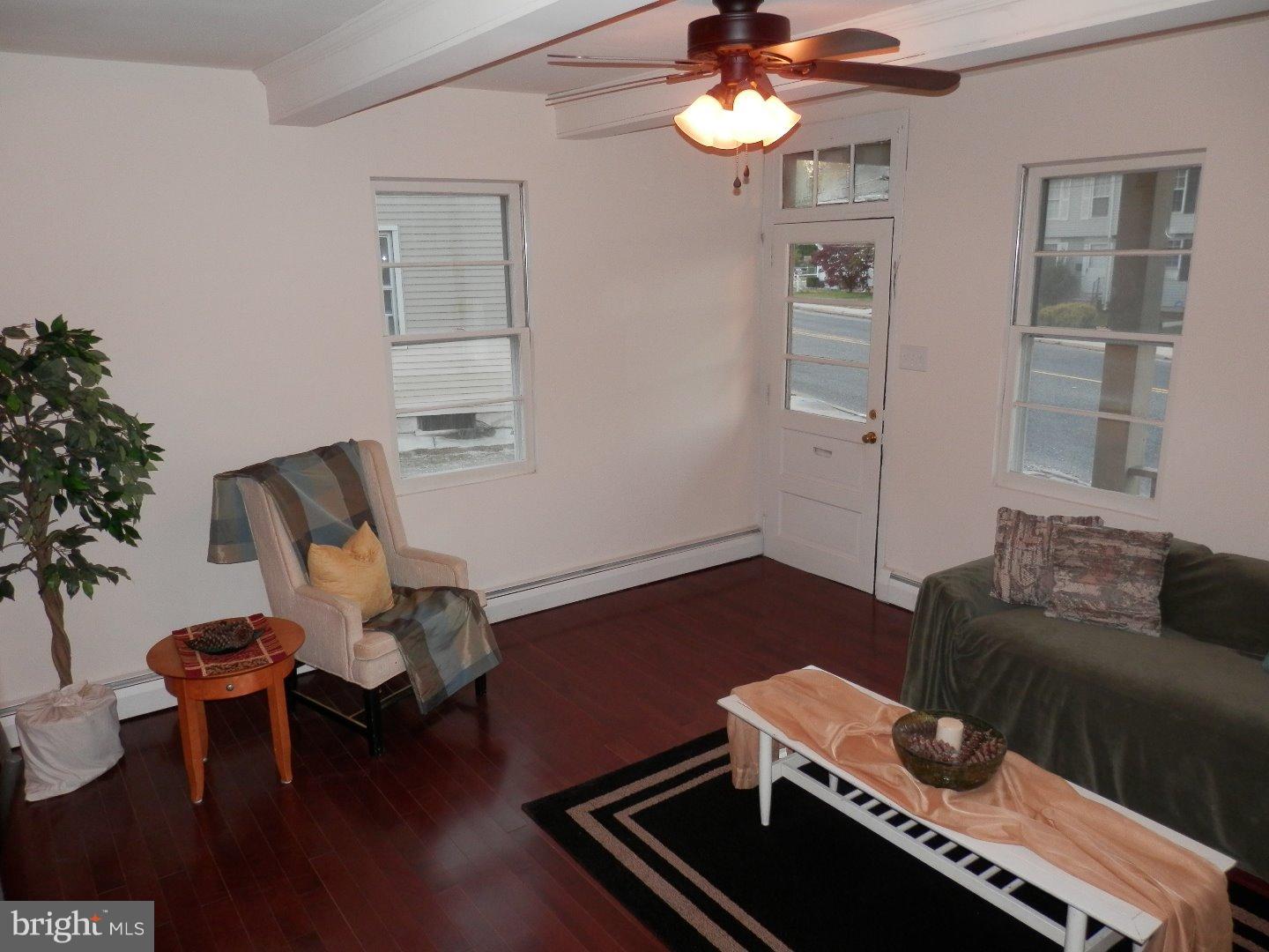 110 Rancocas Road Mount Holly, NJ 08060 - Photo 5 of 18 Living Room