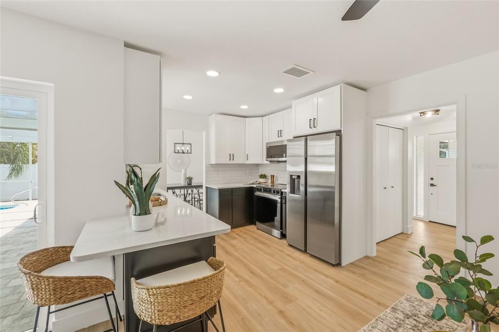 2236 Stacy Court Dunedin, FL 34698 - Photo 12 of 31